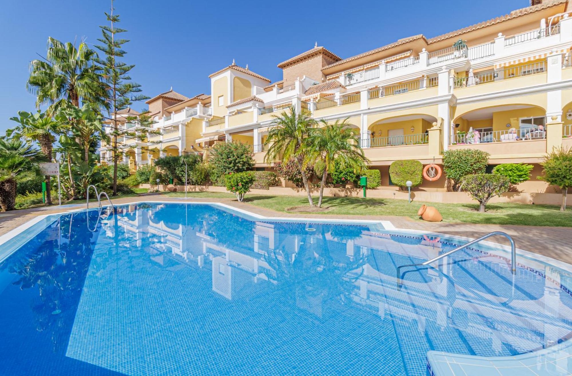 Apartamento El Senorio De Capistrano Nerja Exterior foto